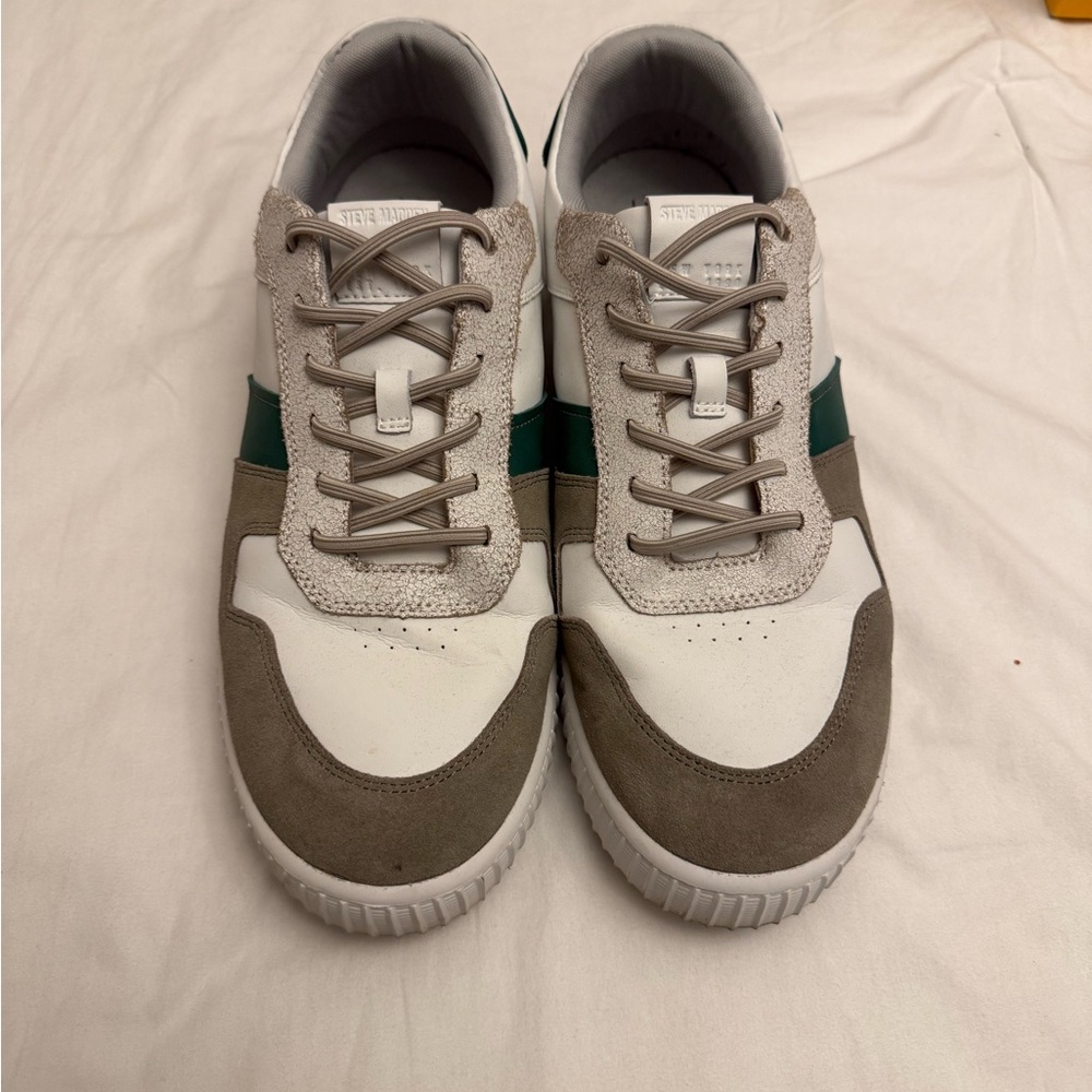 Steve Madden White, Taupe & Green Low-Top Sneakers